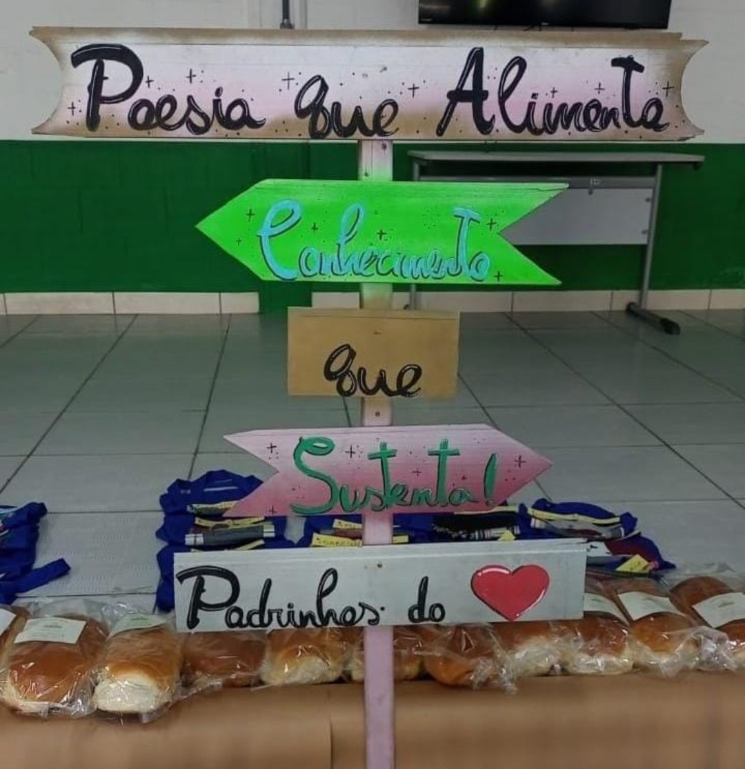 poesia-que-alimenta-conhecimento-que-sustenta-1-1